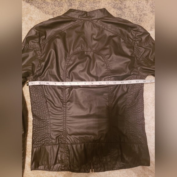 Spring jacket  size xs olive green color, Brand: Mango - Picture 6 of 7